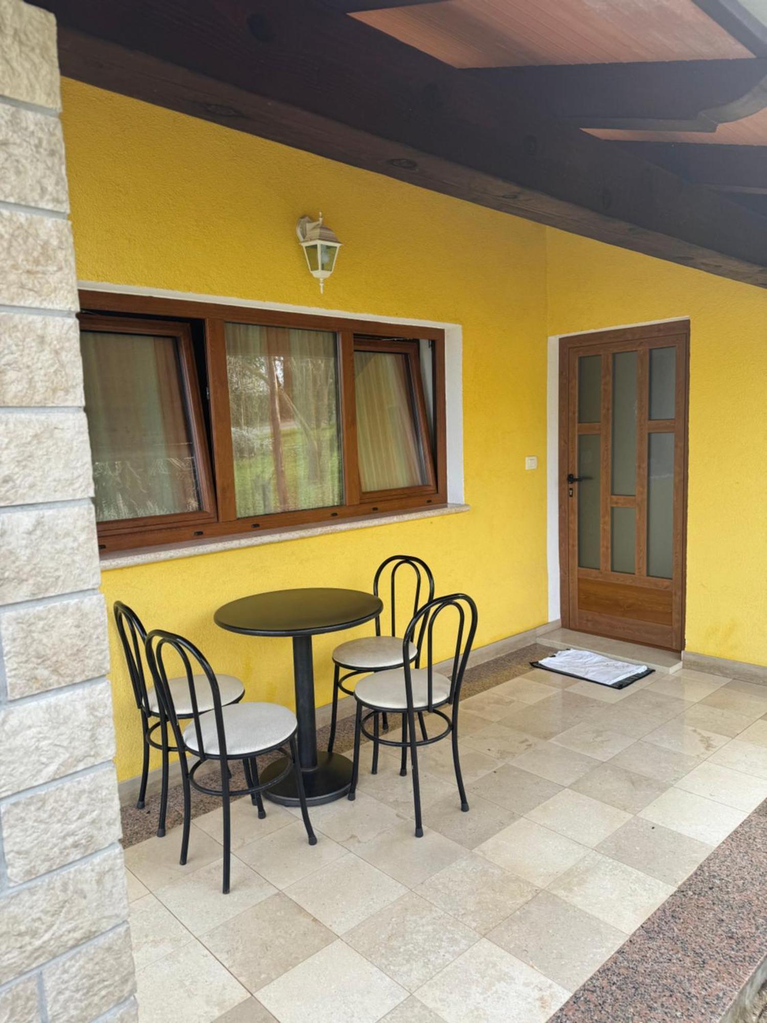 Apartmani Antonio Motovun Εξωτερικό φωτογραφία